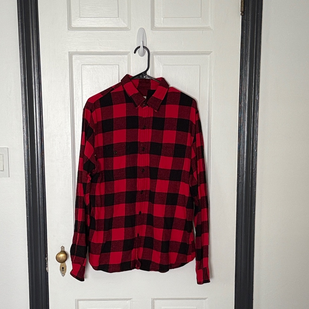 True Craft Red and Black Plaid Buffalo Flannel Casual Button Down Shirt